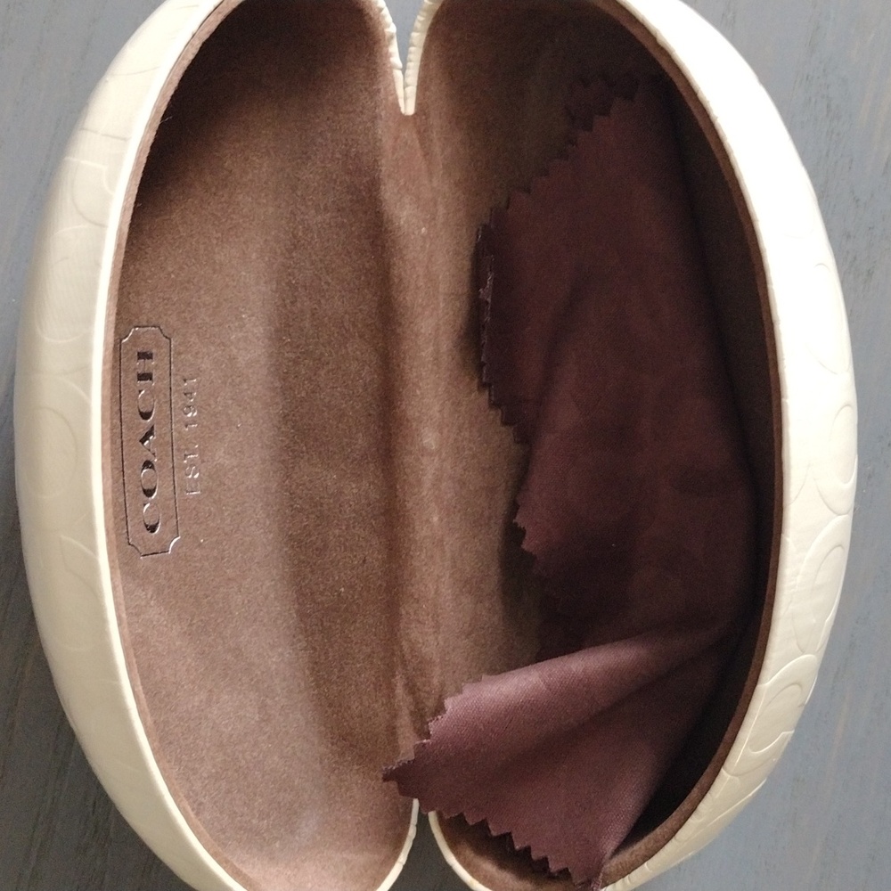 Coach Sunglass case - Picture 4 of 6